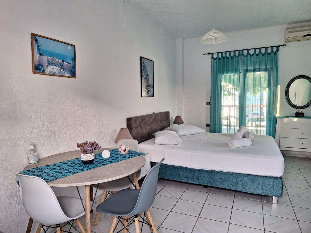 Βig Βlue Apartments Makrýgialos 外观 照片