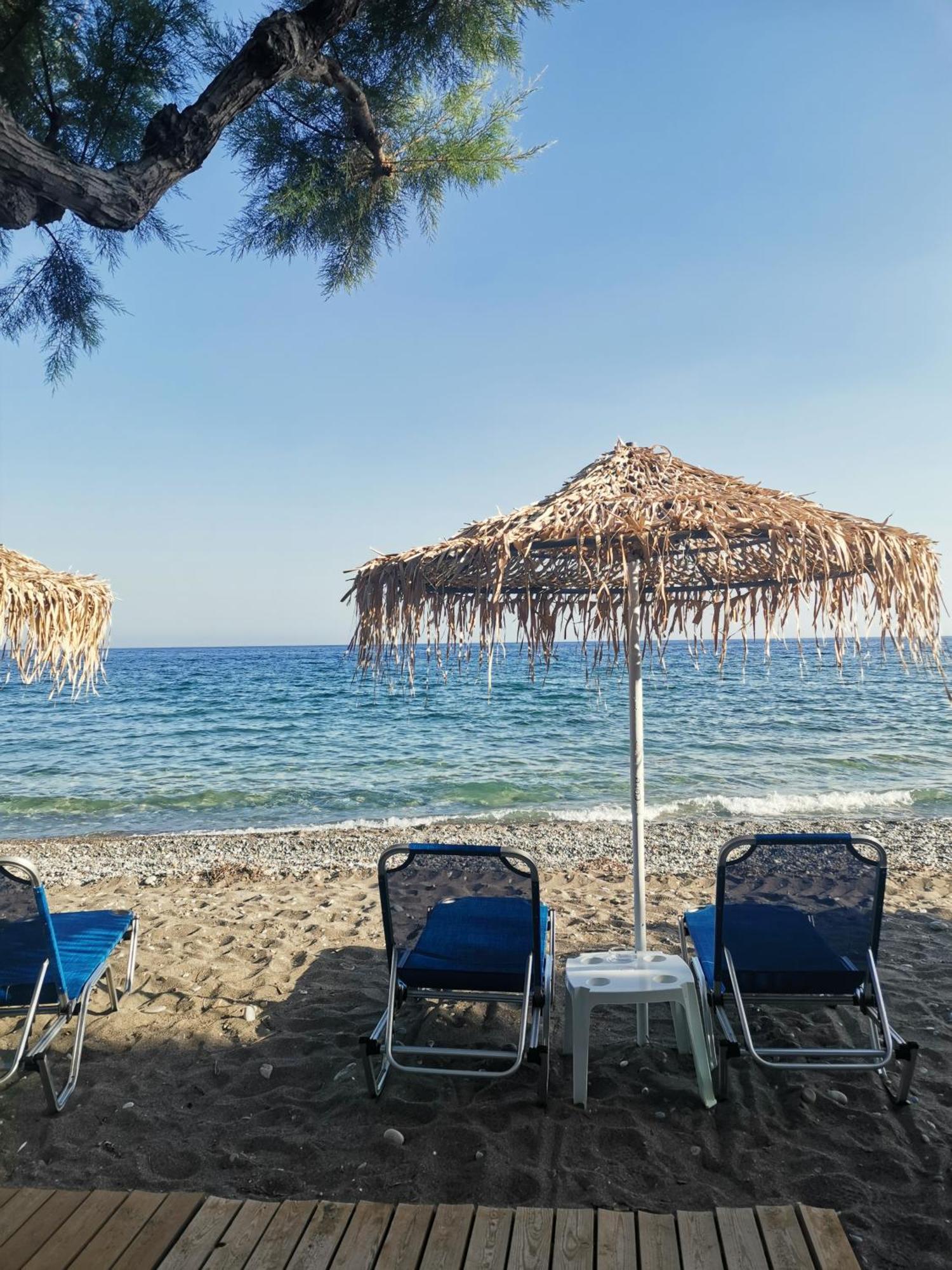 Βig Βlue Apartments Makrýgialos 外观 照片