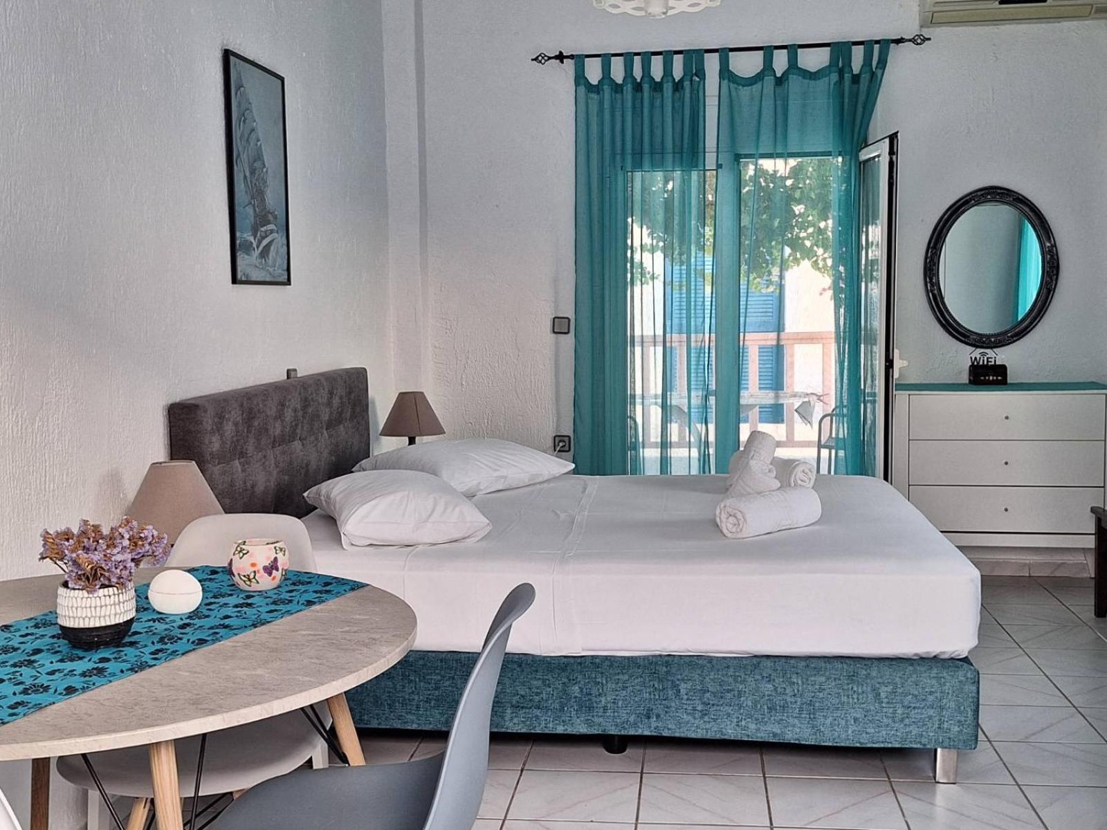 Βig Βlue Apartments Makrýgialos 客房 照片
